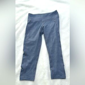 Xs grayish blue Athleta capri legging